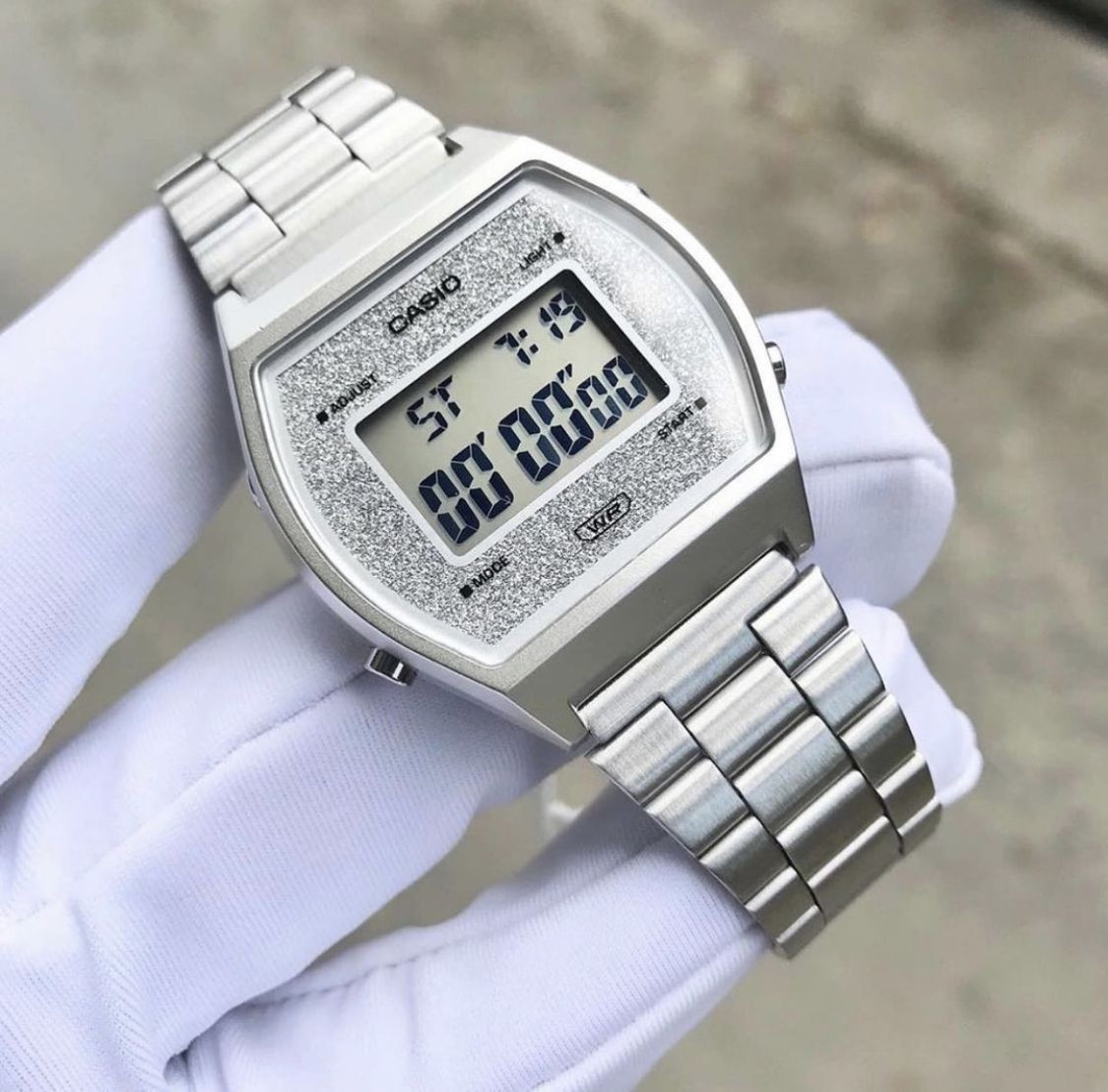 Наручные часы Casio Vintage B640WDG-7