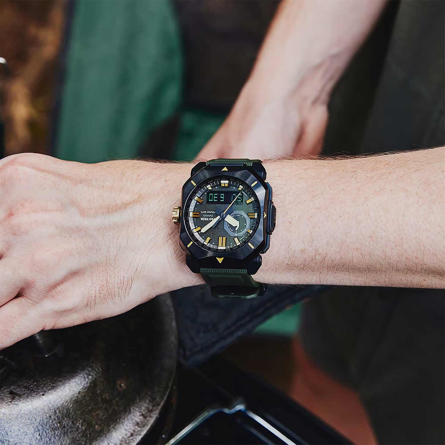 Наручные часы Casio Pro Trek PRW-6900Y-3E