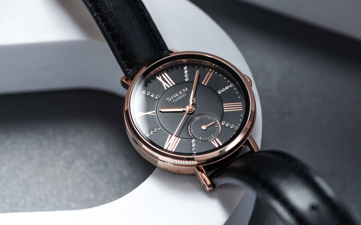 Наручные часы Casio Sheen SHE-3066PGL-1A