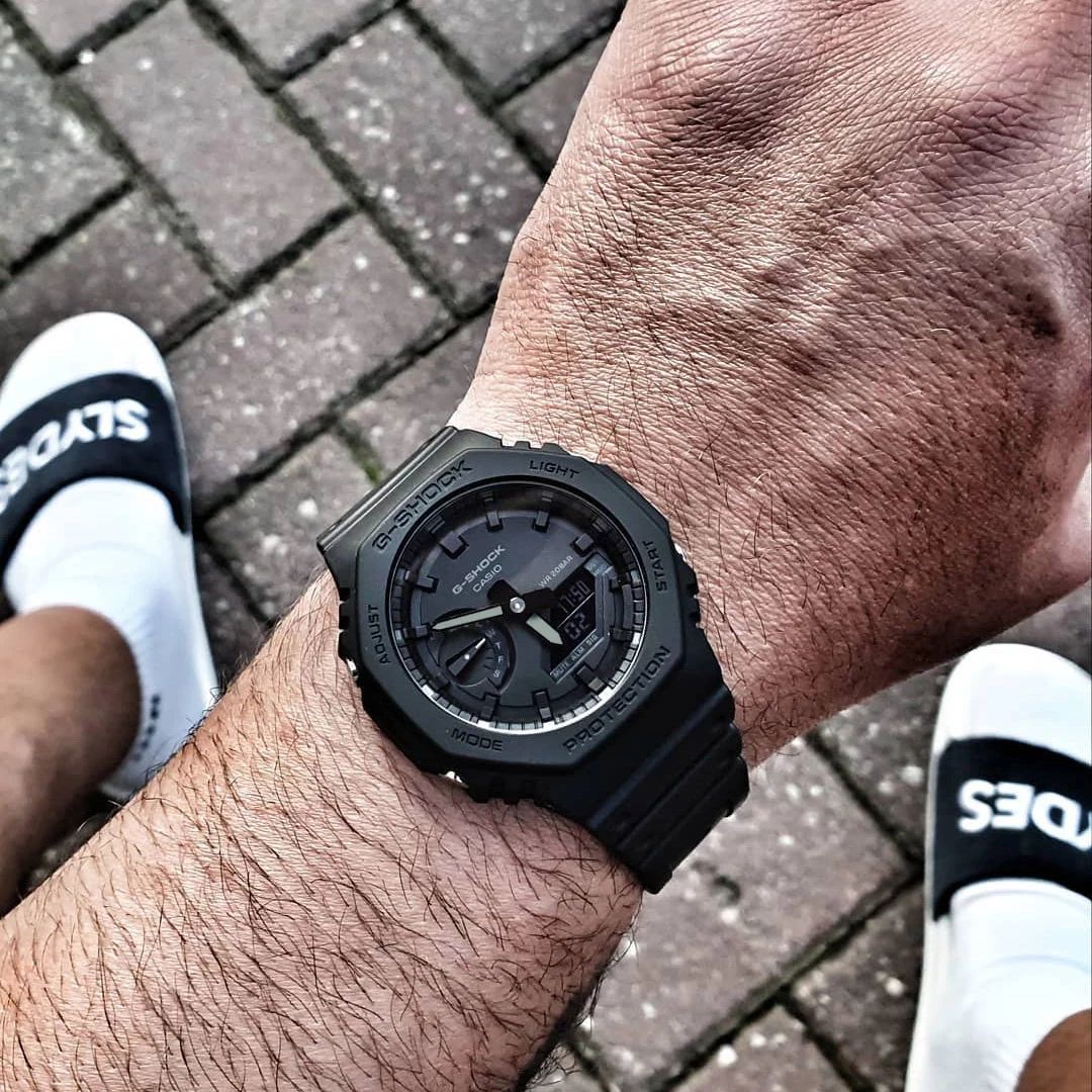 Наручные часы Casio G-SHOCK GA-2100-1A1