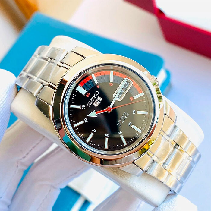 Наручные часы Seiko SNKK31K1