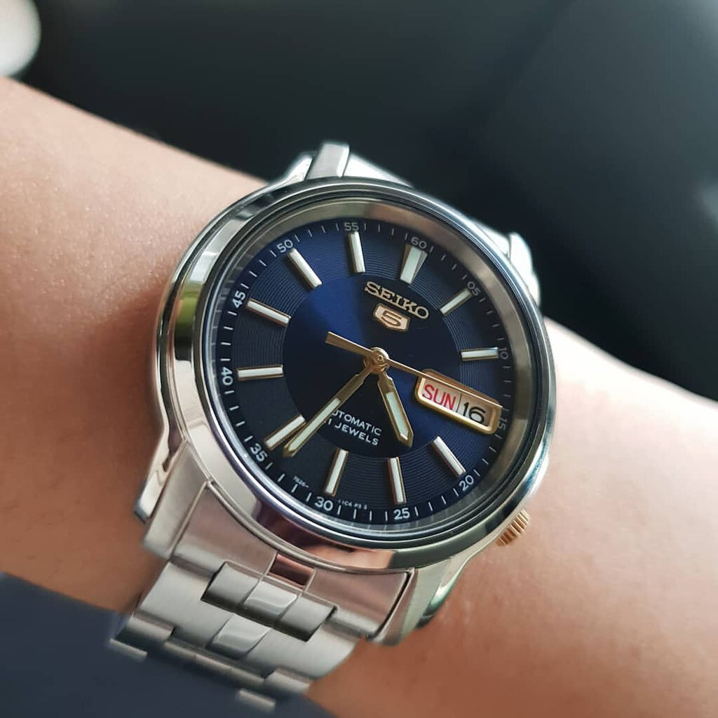 Наручные часы Seiko SNKL79K1