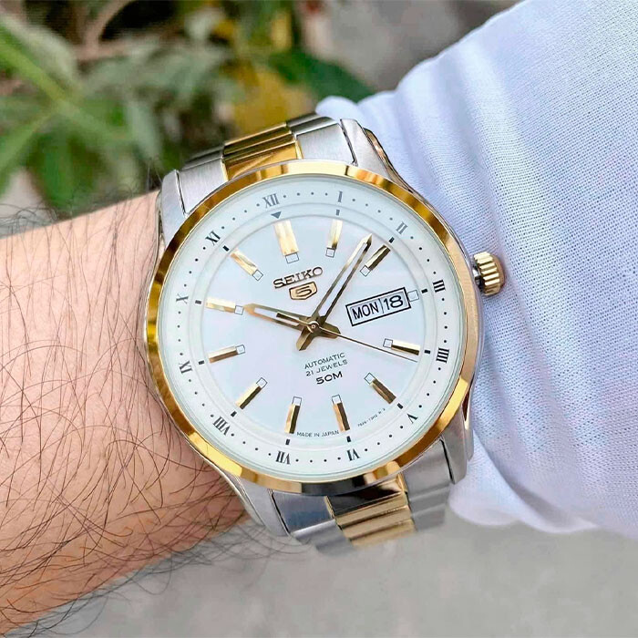 Наручные часы Seiko SNKP14K1