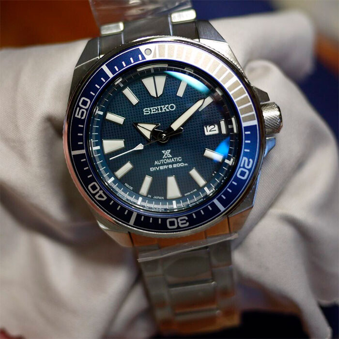 Наручные часы Seiko SRP775K1