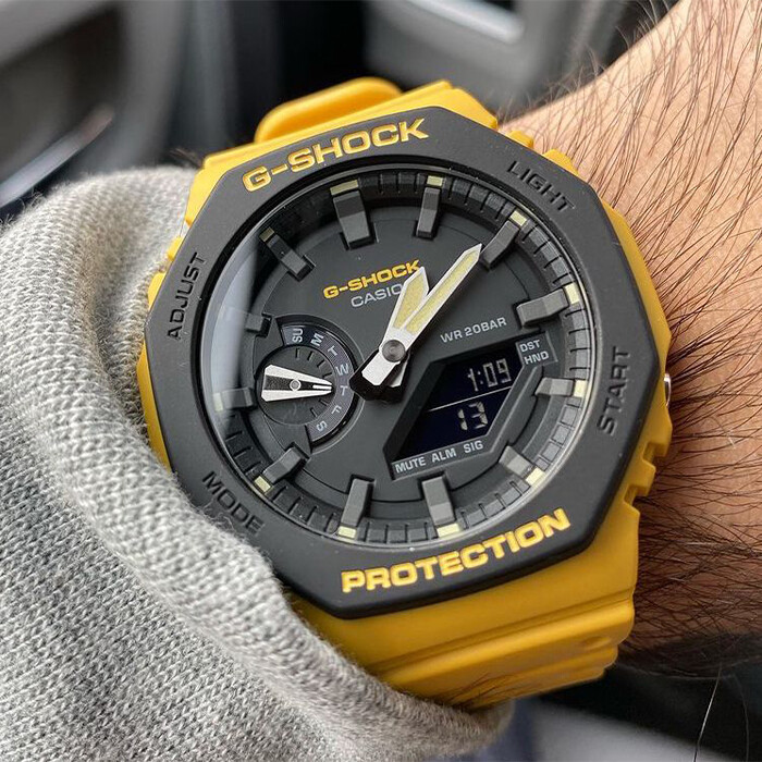 Наручные часы Casio G-SHOCK GA-2110SU-9A