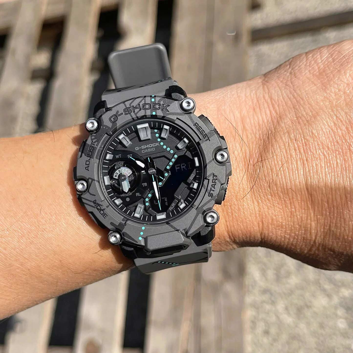 Наручные часы Casio G-SHOCK GA-2200SBY-8A