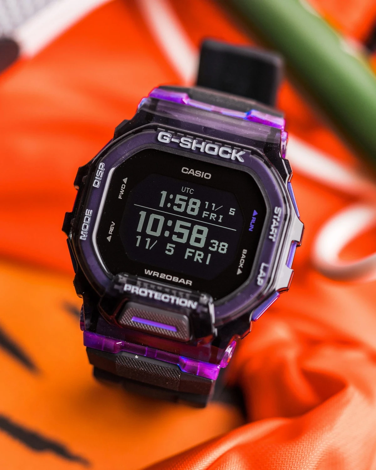 Наручные часы Casio G-SHOCK GBD-200SM-1A6