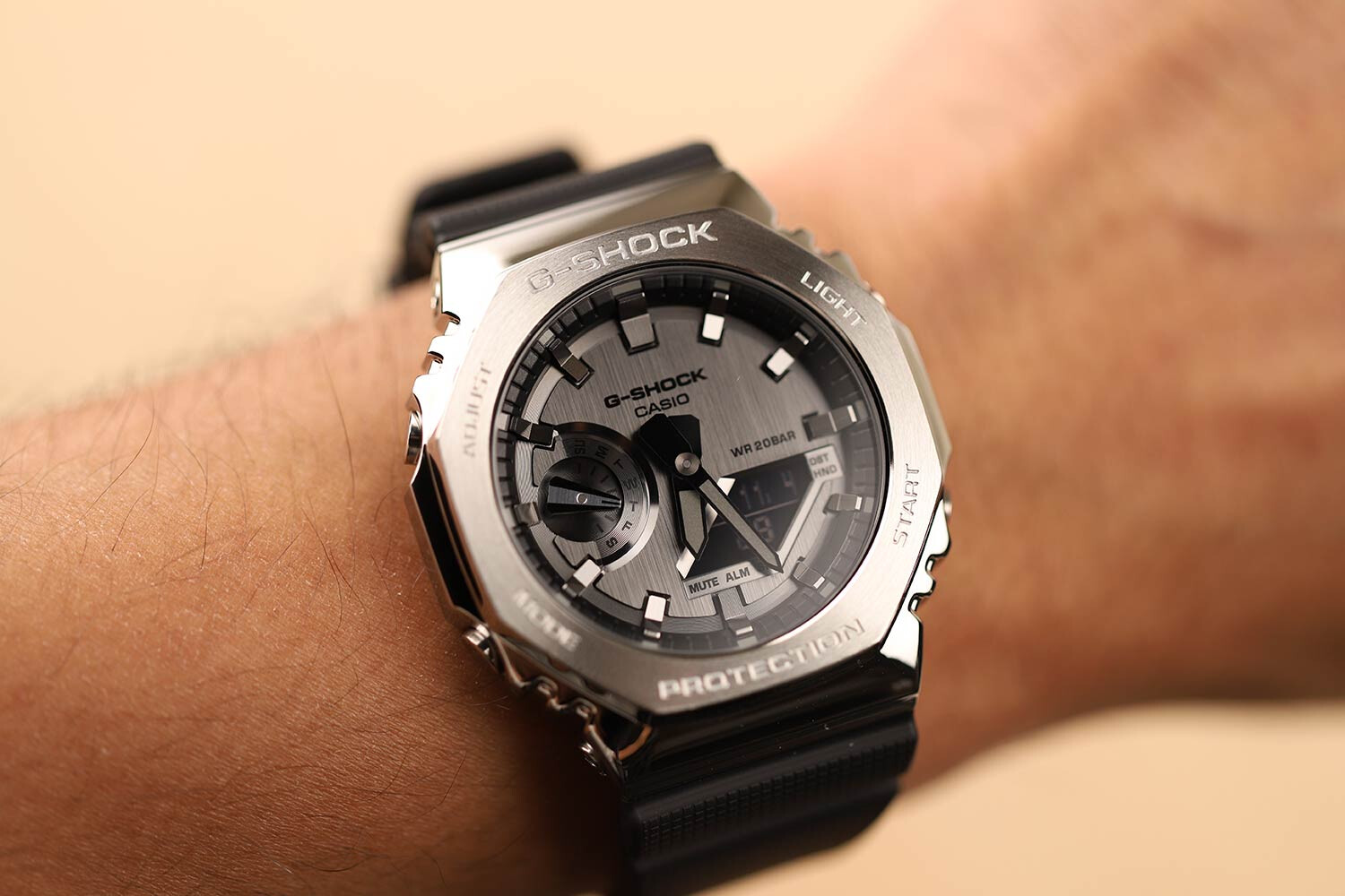 Наручные часы Casio G-SHOCK GM-2100-1A