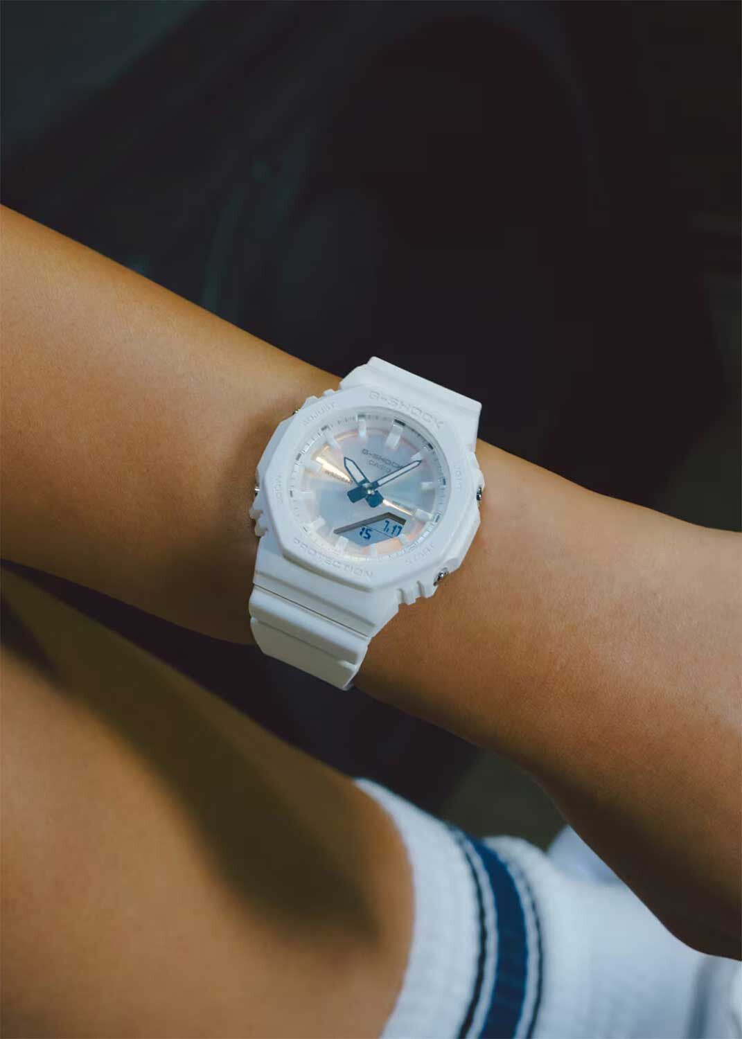 Наручные часы Casio G-SHOCK GMA-P2100PC-7A