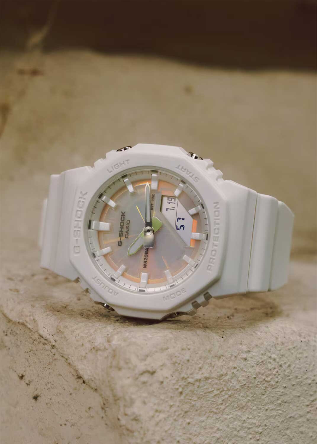Наручные часы Casio G-SHOCK GMA-P2100PC-7A