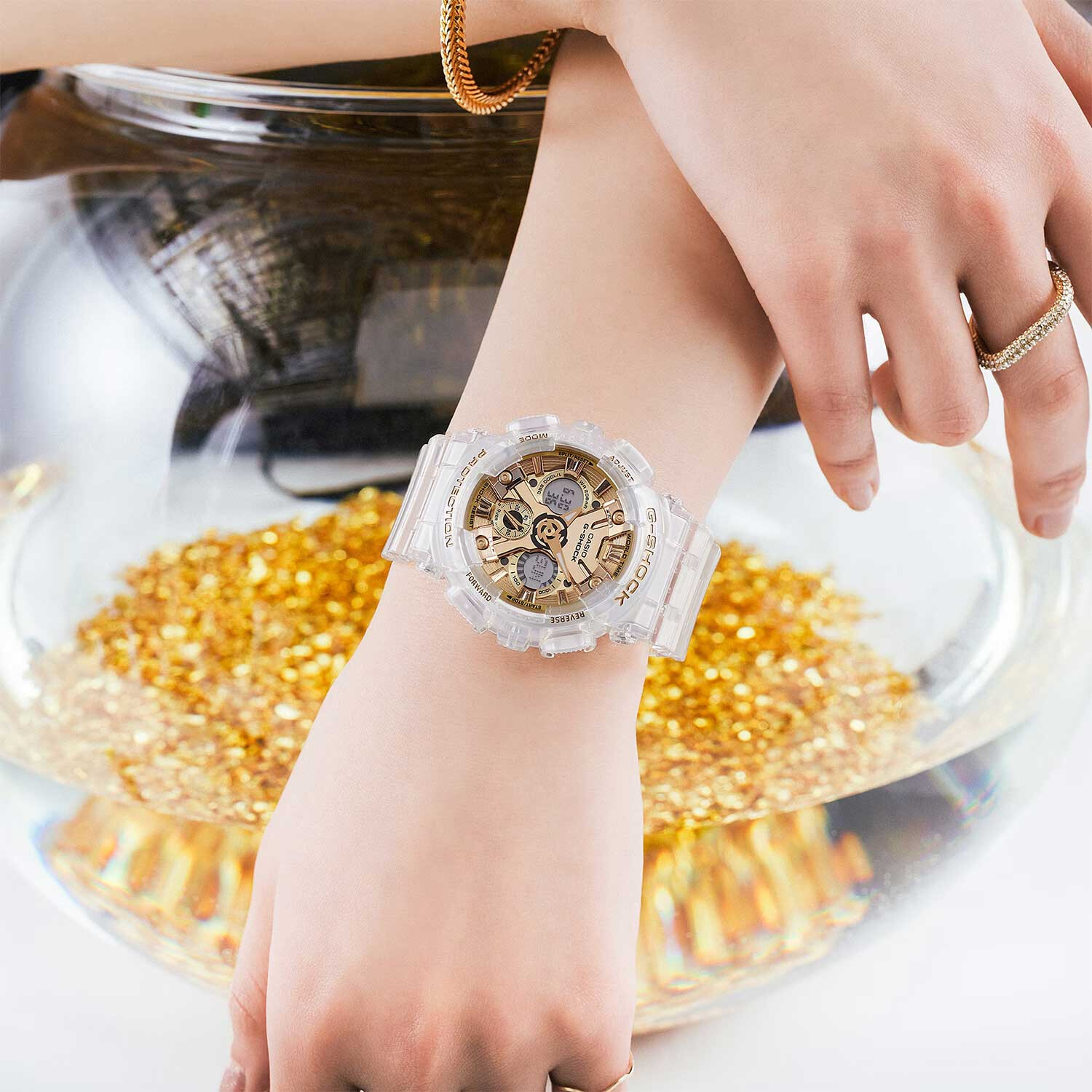 Наручные часы Casio G-SHOCK GMA-S120SG-7A