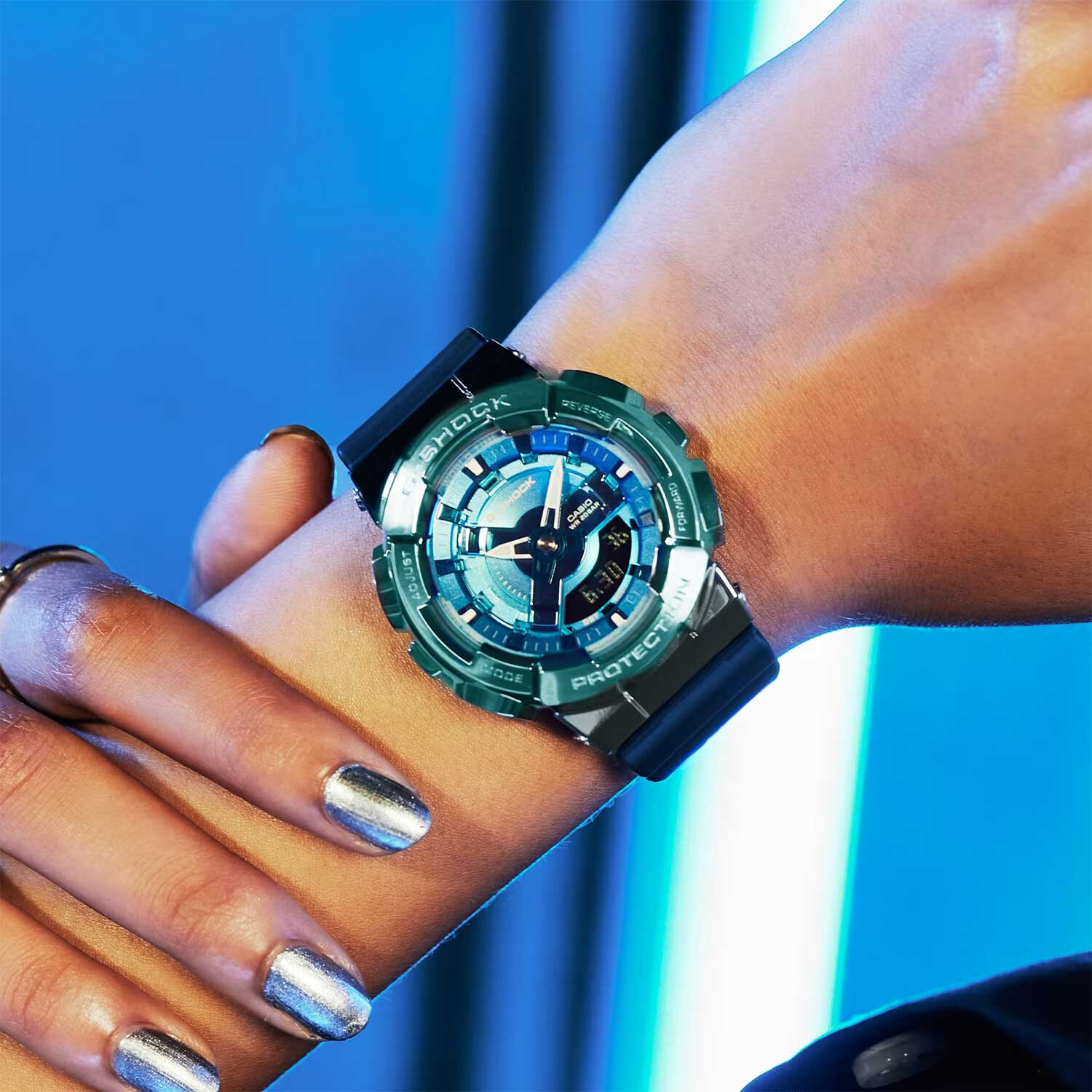 Наручные часы Casio G-SHOCK GM-S110LB-2A