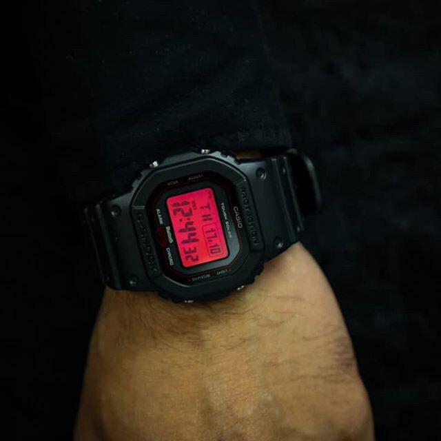 Наручные часы Casio G-SHOCK GW-B5600AR-1