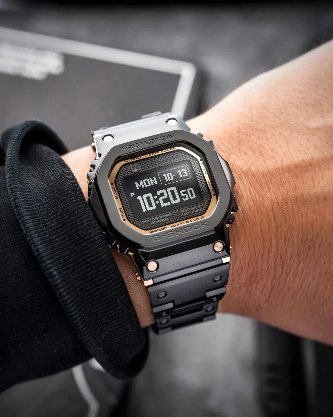 Наручные часы Casio G-SHOCK GMW-BZ5000BD-1