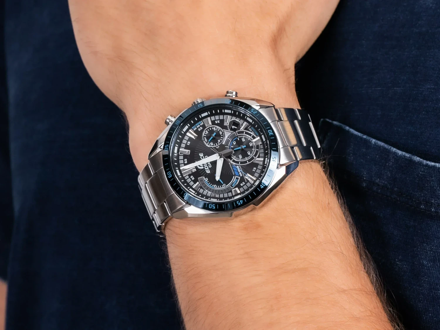 Наручные часы Casio Edifice EFR-570DB-1B