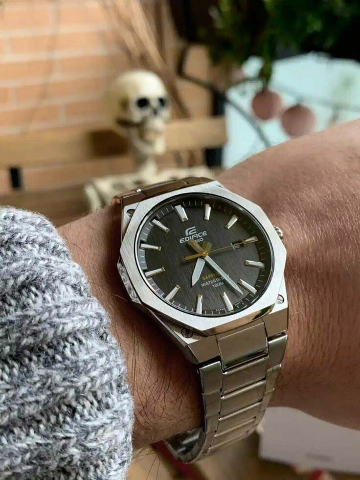 Наручные часы Casio Edifice EFR-S108D-1A