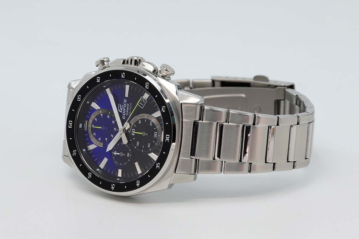 Наручные часы Casio Edifice EFV-600D-2A