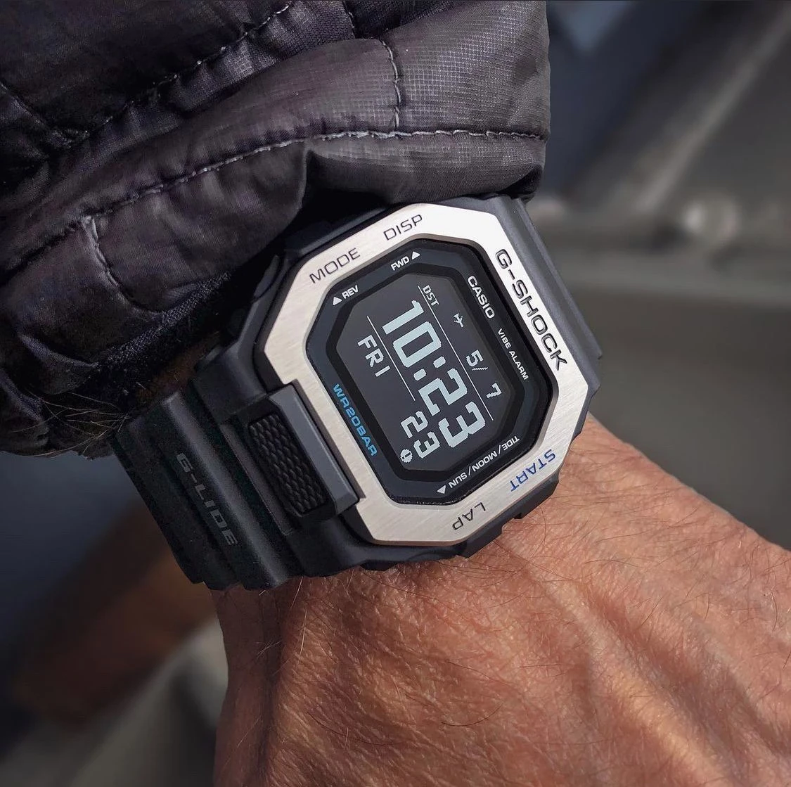 Наручные часы Casio G-SHOCK GBX-100-1
