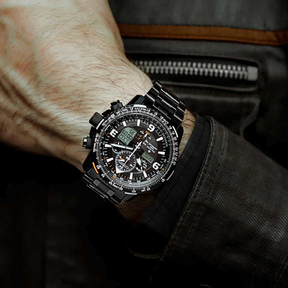 Наручные часы Citizen JY8085-81E