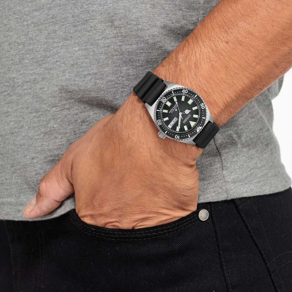 Наручные часы Citizen NY0120-01E