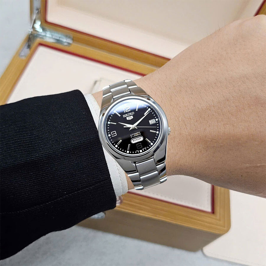 Наручные часы Seiko SNK623K1