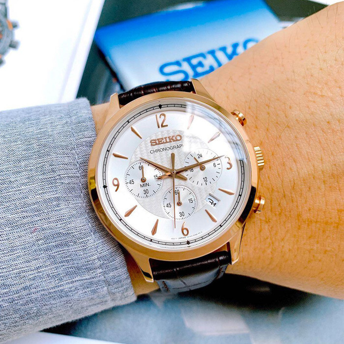 Наручные часы Seiko SSB342P1