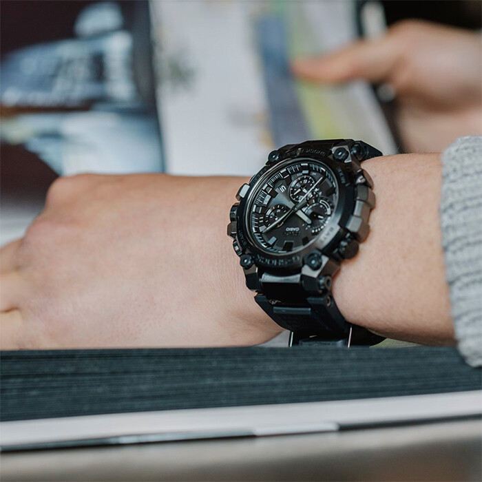 Наручные часы Casio MTG-B3000B-1A
